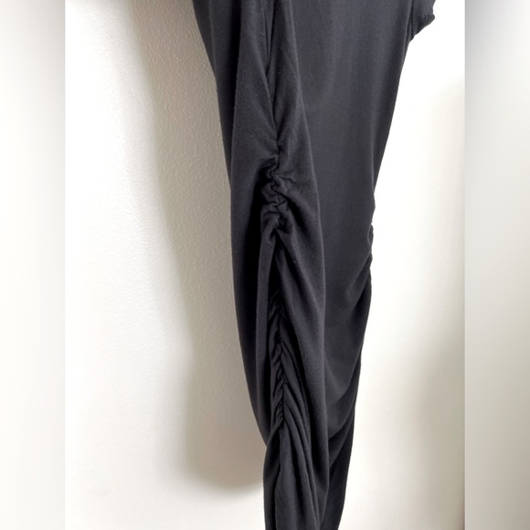 A Pea in the Pod Stretchy Black Maternity Shirt Size XS - Picture 4 of 4